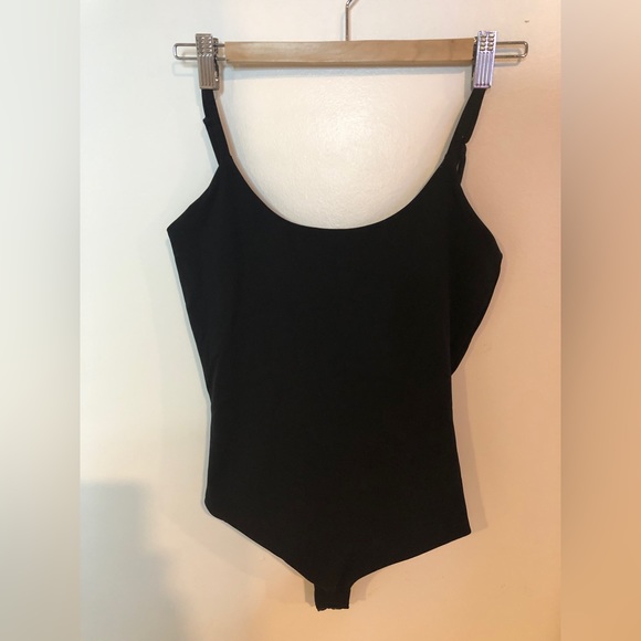 Kit and ace body suit  sizeS - Picture 1 of 5